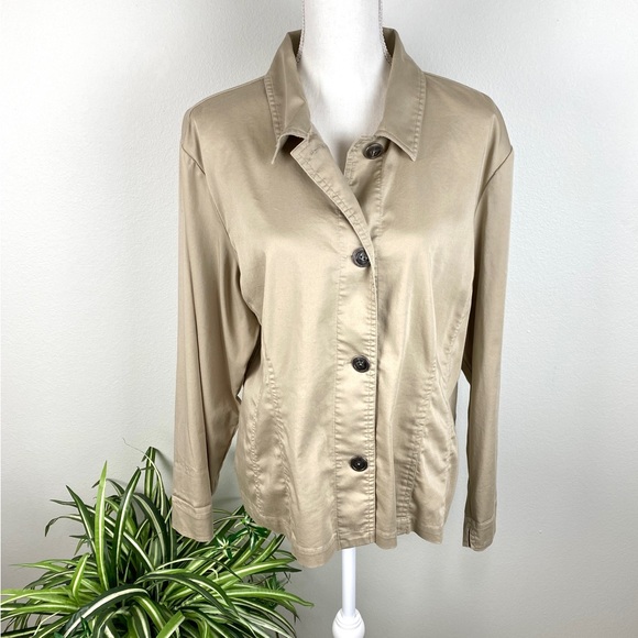 Chico’s, Plus Size 3 Jacket Beige Lightweight Button Closure XL/16 - Picture 1 of 11